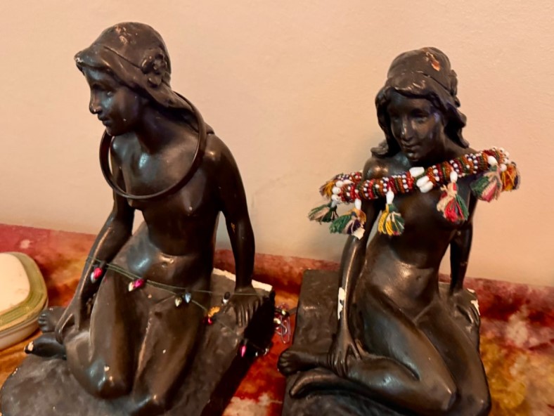 Beacon Hill estate sale shopping fun